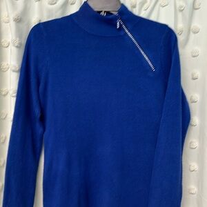 Women’s mock turtle neck , studded zipper neck , SZ Med